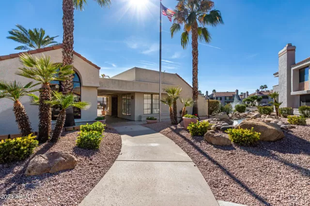 MLS: 6656293 Condo For Sale