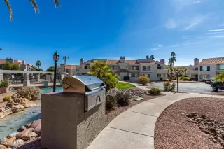 Photo #2: 6656293 Listing 