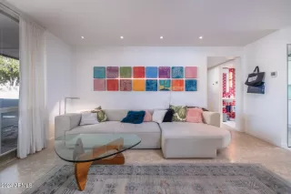 Photo #5: 6656327 Listing 