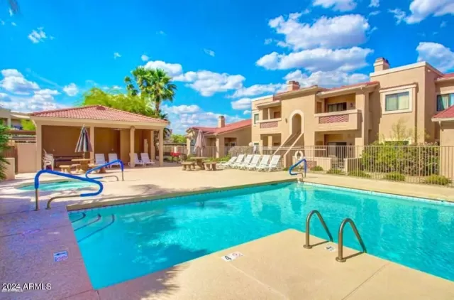 MLS: 6656330 Condo For Sale