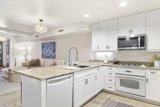 Photo #2: 6656544 Listing