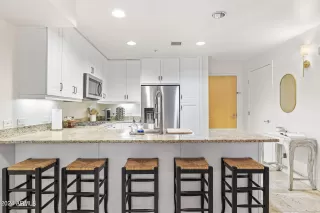 Photo #4: 6656544 Listing