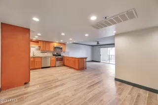 Photo #6: 6656545 Listing 