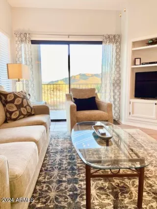 Photo #2: 6656565 Listing 