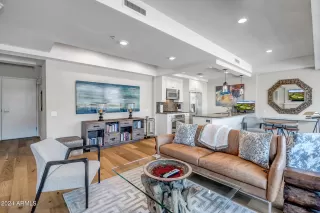 Photo #4: 6656569 Listing