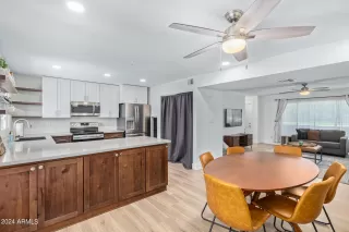 Photo #3: 6656599 Listing