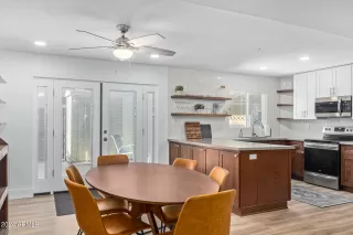 Photo #5: 6656599 Listing