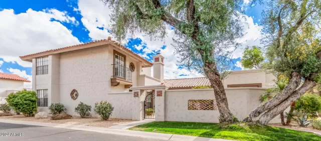 MLS: 6656607 Condo For Sale