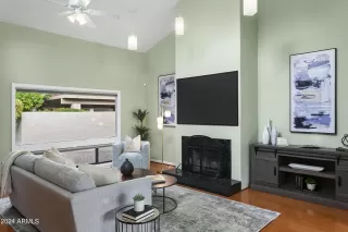 Photo #1: 6656623 Listing 