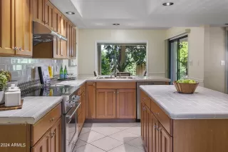 Photo #6: 6656623 Listing 