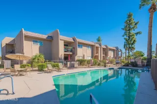 Photo #2: 6656624 Listing