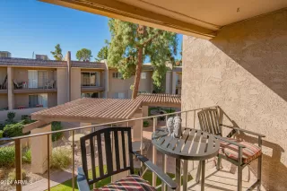 Photo #5: 6656624 Listing