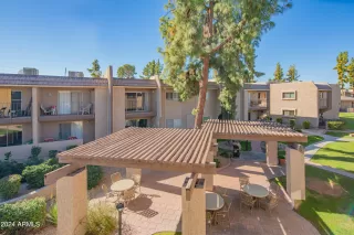 Photo #6: 6656624 Listing