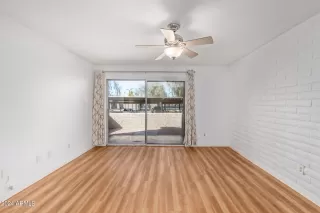 Photo #5: 6656822 Listing