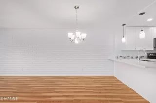 Photo #6: 6656822 Listing