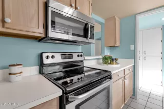 Photo #5: 6656824 Listing 