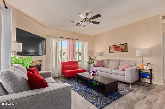 MLS: 6656886 Condo For Sale