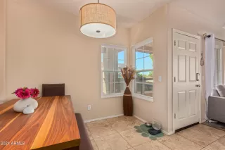 Photo #4: 6656886 Listing