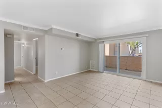 Photo #3: 6657137 Listing