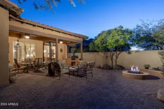 Photo #5: 6657280 Listing