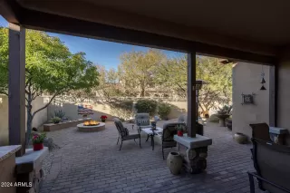 Photo #6: 6657280 Listing