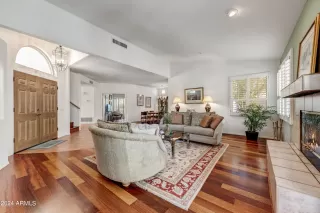 Photo #4: 6657332 Listing 