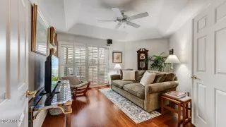 Photo #5: 6657332 Listing 