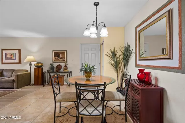 MLS: 6657334 Condo For Sale