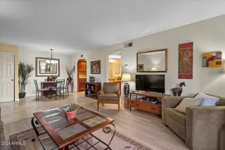 Photo #3: 6657334 Listing