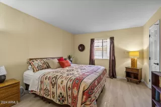 Photo #5: 6657334 Listing