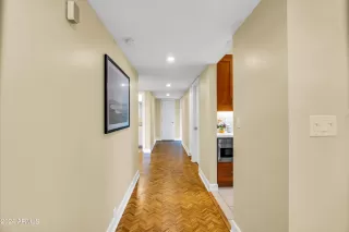 Photo #2: 6657337 Listing 