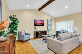 Photo #4: 6657337 Listing 