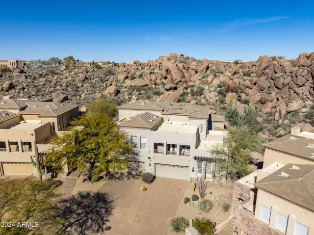 MLS: 6657354 Condo For Sale