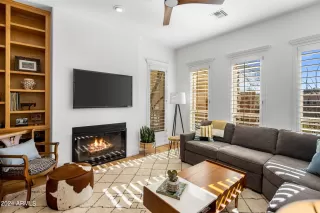 Photo #4: 6657354 Listing