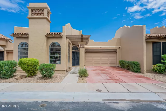 MLS: 6657447 Condo For Sale