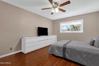 Photo #5: 6657632 Listing 