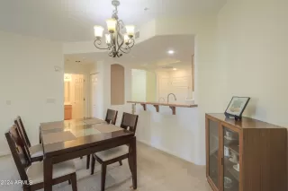 Photo #6: 6657971 Listing