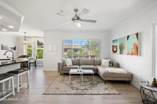 Photo #2: 6658116 Listing