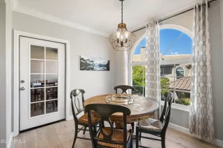 Photo #6: 6658116 Listing