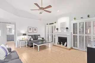 Photo #4: 6658420 Listing