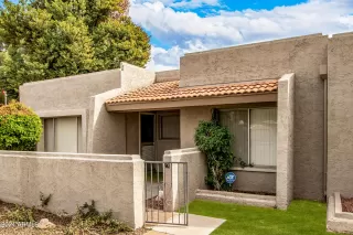 Photo #1: 6658577 Listing