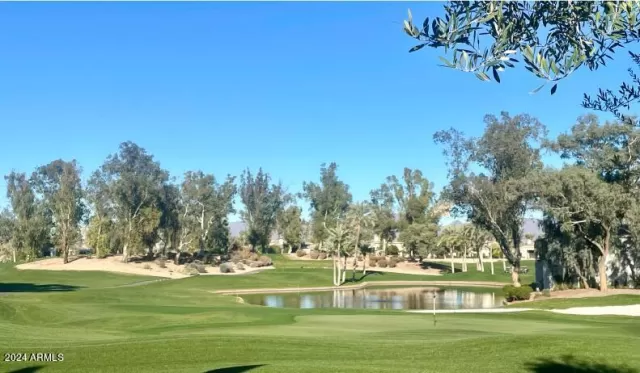 MLS: 6658591 Condo For Sale