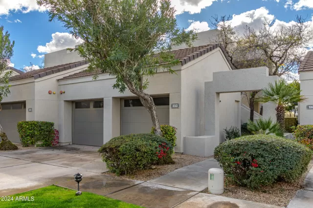 MLS: 6658602 Condo For Sale