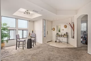 Photo #4: 6658602 Listing 