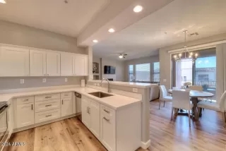 Photo #2: 6658722 Listing