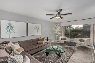 Photo #4: 6658724 Listing