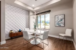 Photo #2: 6658758 Listing