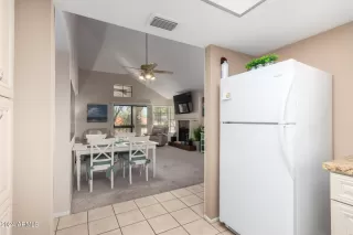 Photo #6: 6658782 Listing 