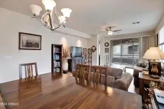 Photo #5: 6658808 Listing 