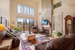 Photo #1: 6658886 Listing